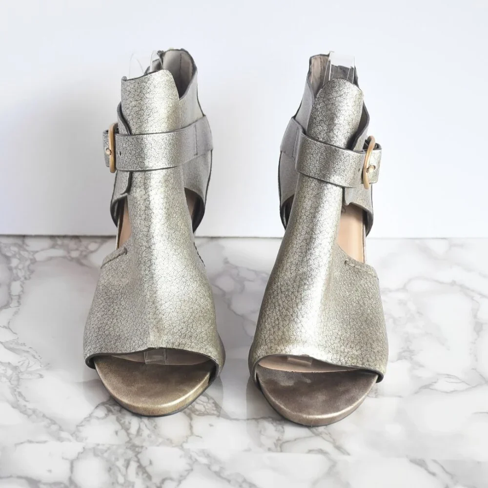 NWOT Naked Feet Soft Gold Metallic Lyra Leather Peep-toe Heel Bootie Size 9.5 - Picture 3 of 8